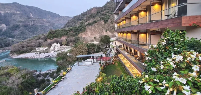 Antalya By Divine Ganga Cottage 5-Star Luxury Hotel in Rishīkesh