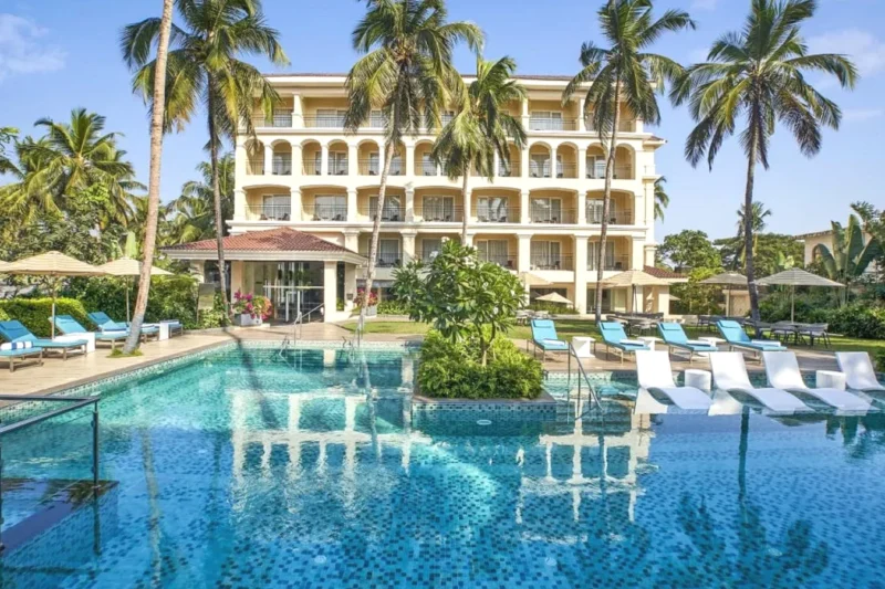 Elegant Hotel Experience at Holiday Inn Goa Candolim