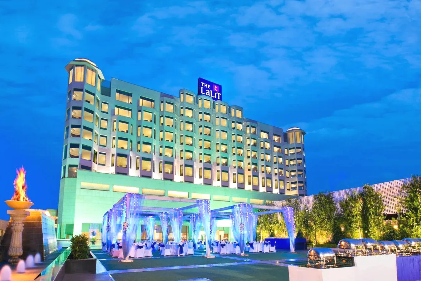Elegant Hotel Experience at The Lalit Jaipur