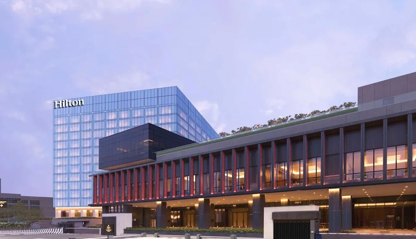 Exclusive 5-Star Hotel Hilton Bengaluru Embassy Manyata Business Park in Bangalore