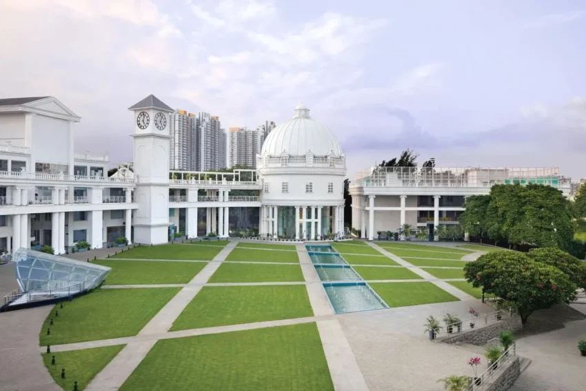 H5star Expert Score Amanora The Fern Hotels & Club H5star Expert Score Amanora The Fern Hotels & Club