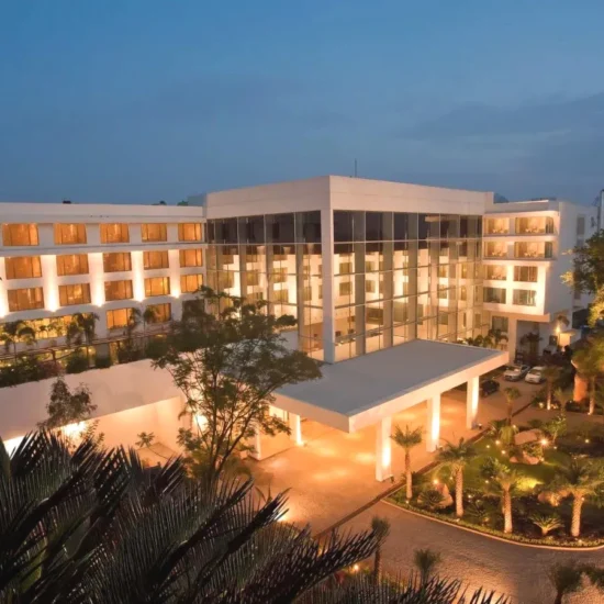 Radisson Blu Plaza Hotel Hyderabad Banjara Hills