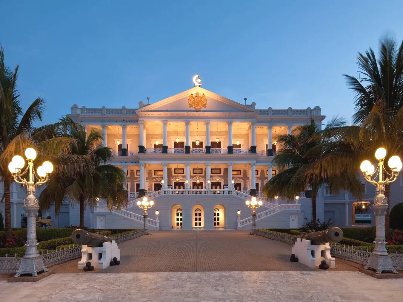 Luxury 5-Star Accommodation at Taj Falaknuma Palace Hyderabad