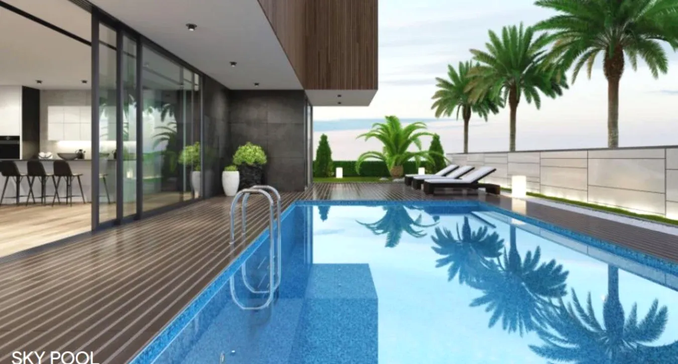 Swimming pool Greenpark Bengaluru 5-Star Hotel in Bangalore