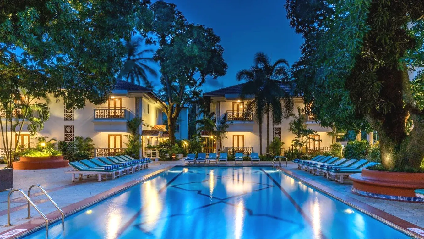 Swimming pool Radisson Goa Candolim Premium 5-Star Hotel Swimming pool Radisson Goa Candolim Premium 5-Star Hotel